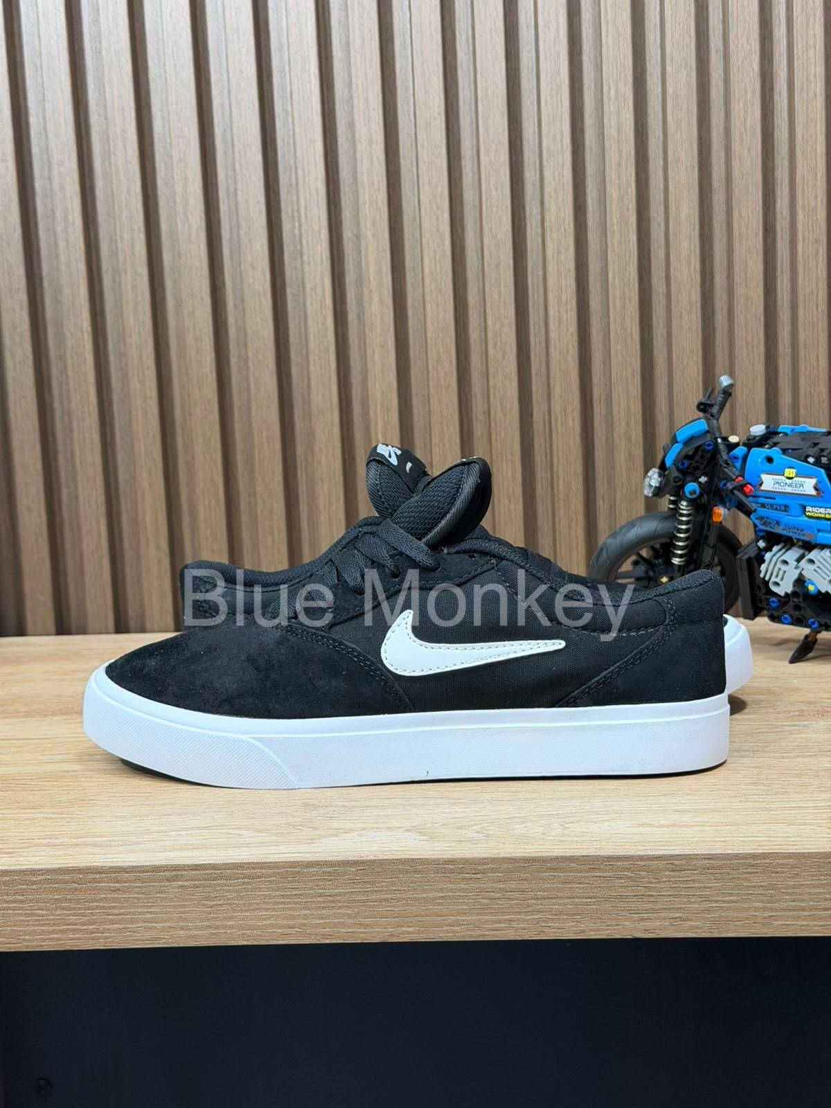 Nike SB Malor Black
