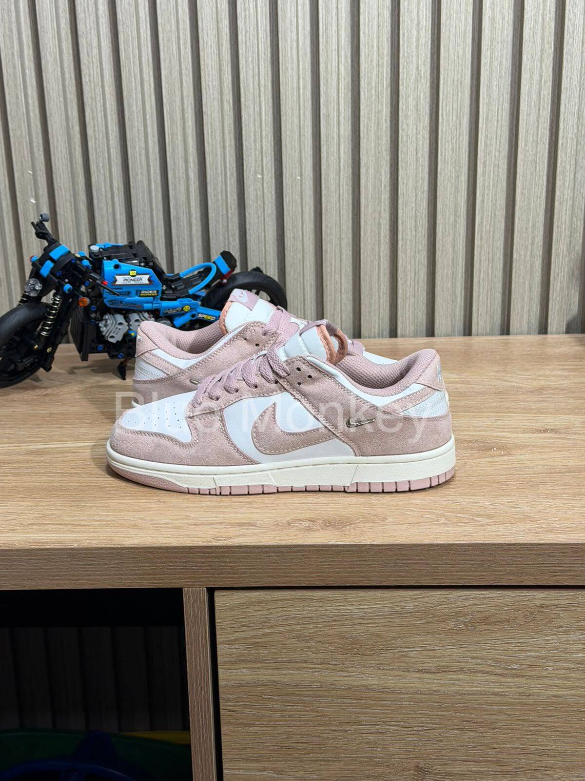 Nike Dunk Low Mocha Pink