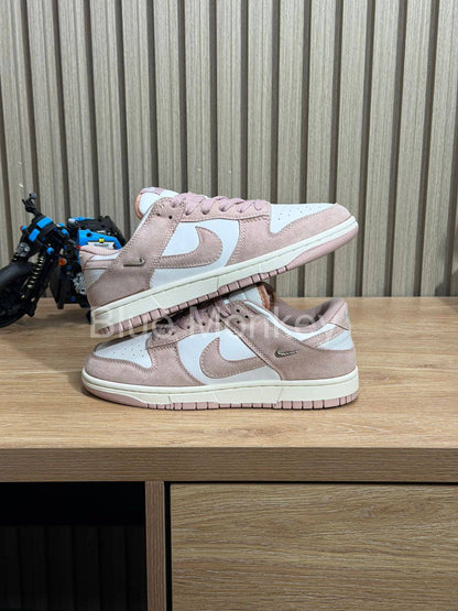 Nike Dunk Low Mocha Pink