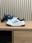 Vans Upland white and black