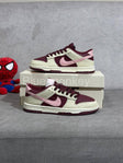 Nike Dunk Low "Valentine's Day
