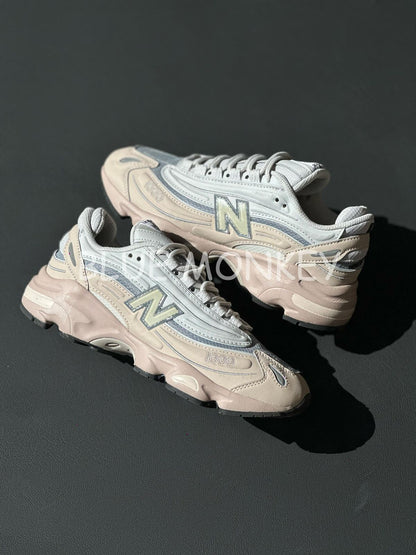 New Balance 100-Moonrock