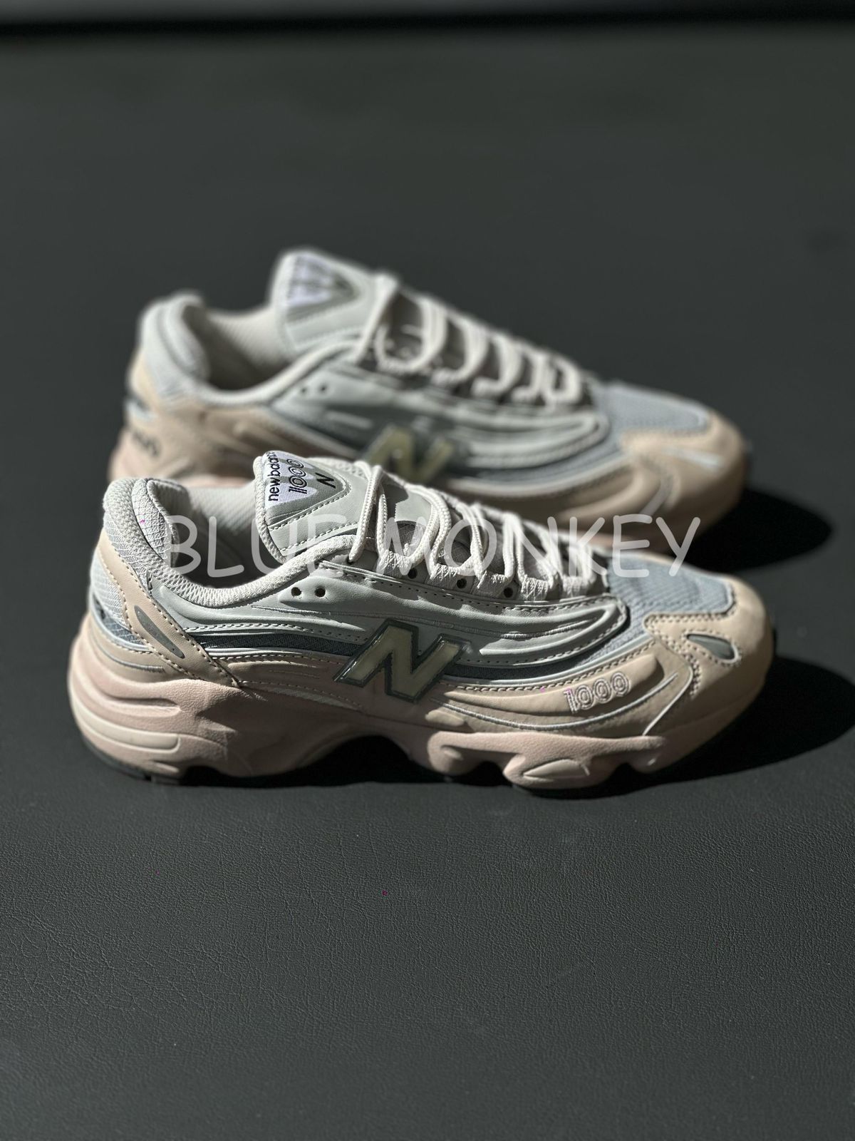 New Balance 100-Moonrock