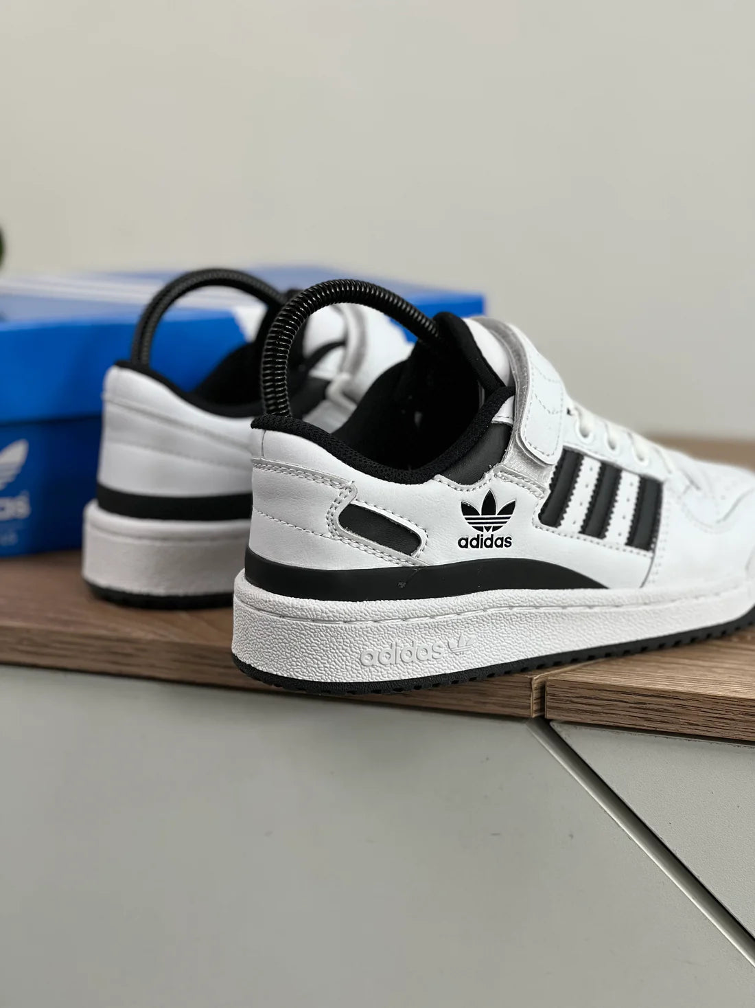 Adidas Forum Low