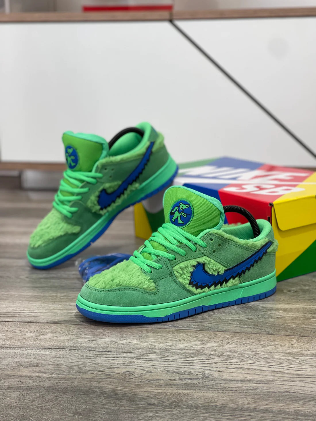 Nike SB Dunk Grateful Dead Green