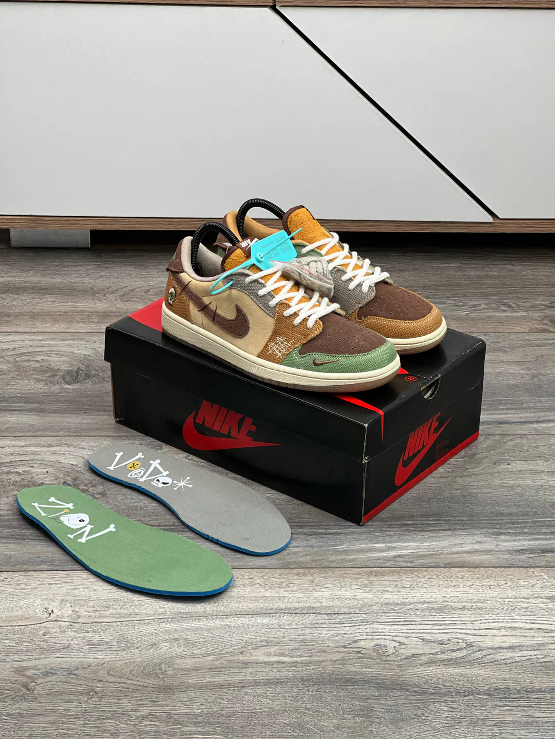 Air Jordan 1 Low OG Zion Williamson Voodoo