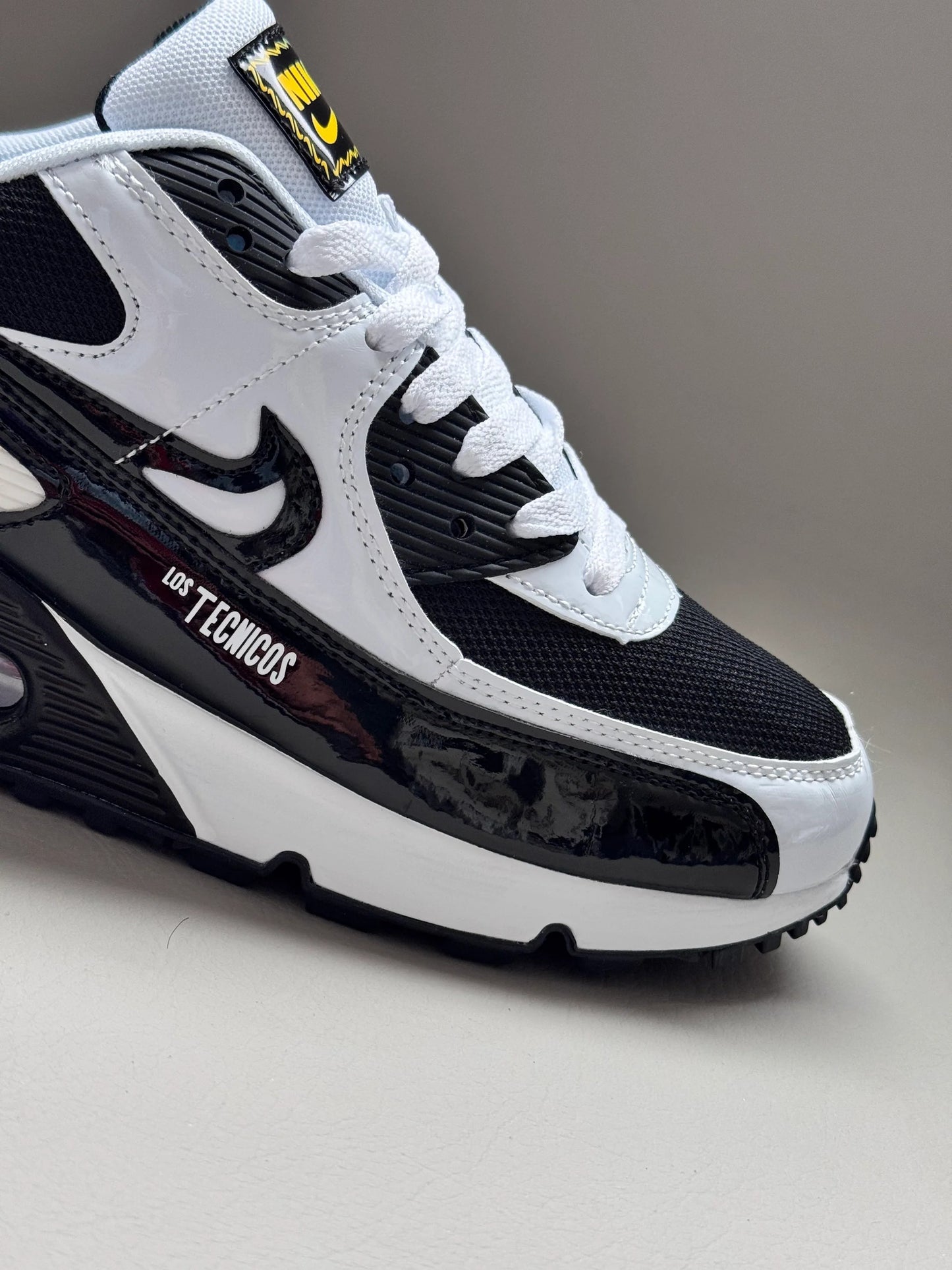 Nike Air Max 90 Lucha Libre