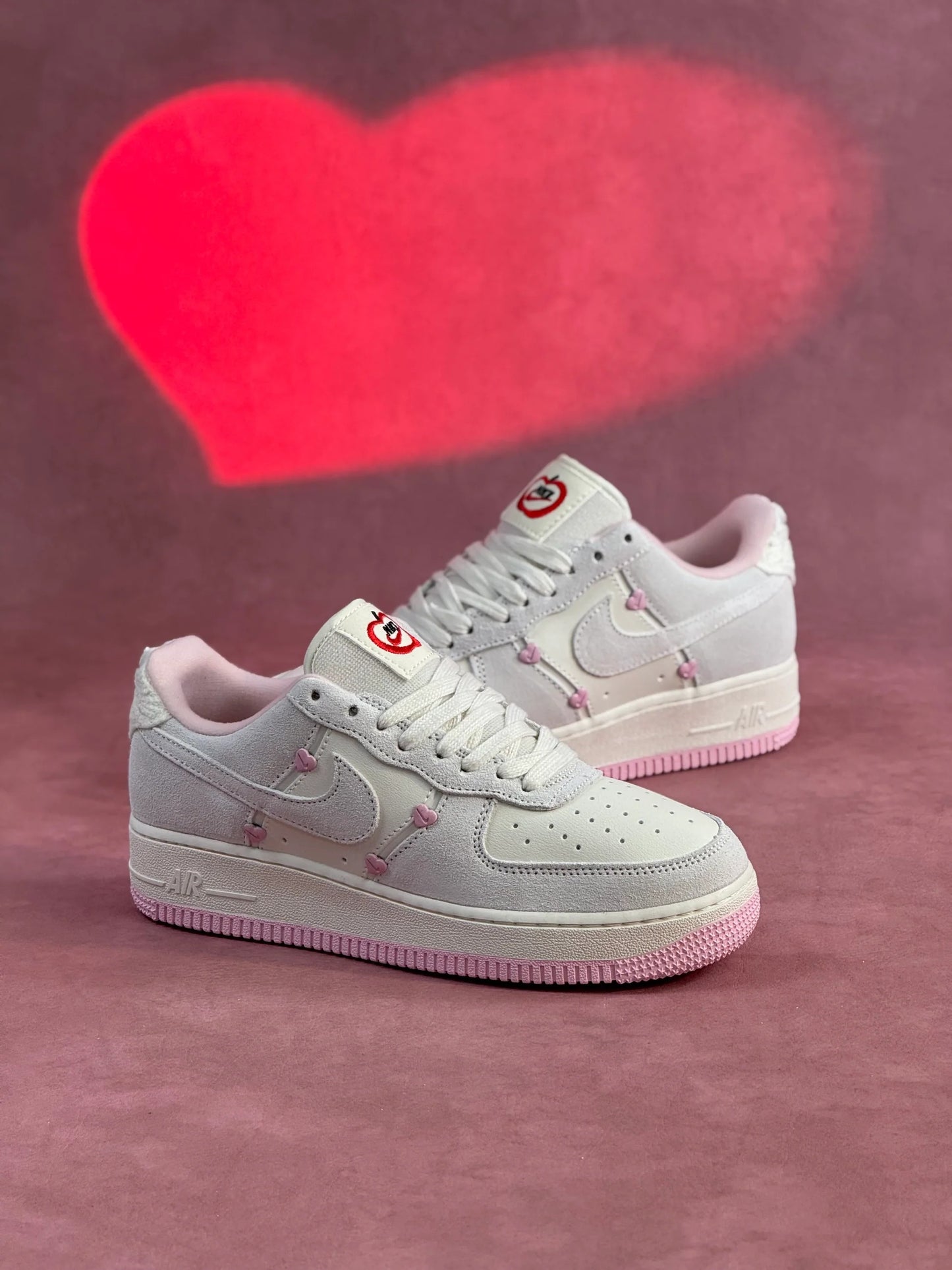 Nike Air Force One Valentine’s Day
