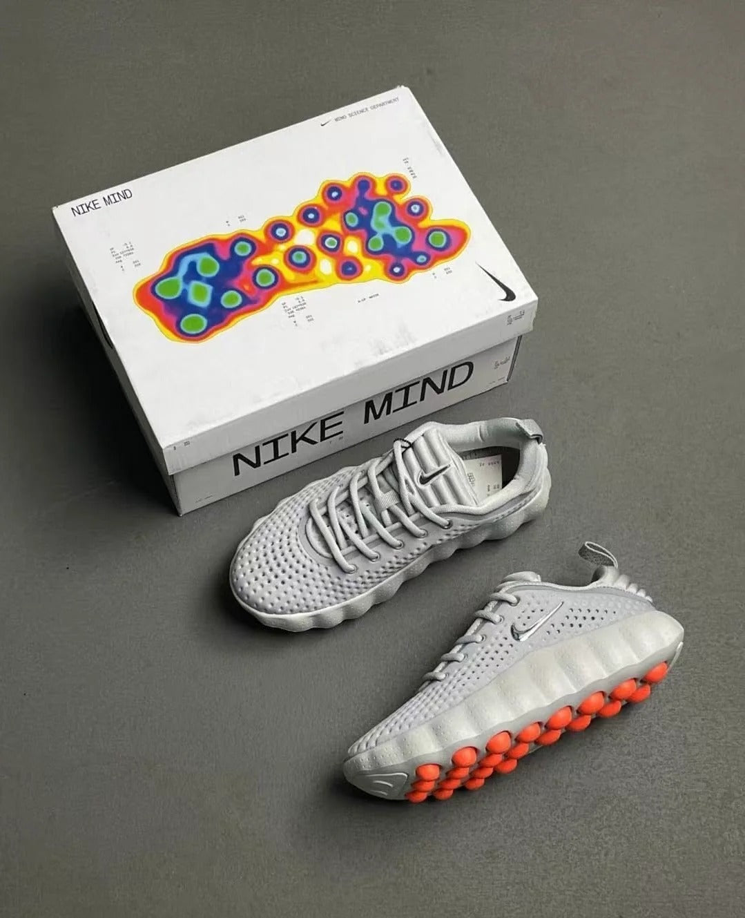 Nike Mind 002  Hyper