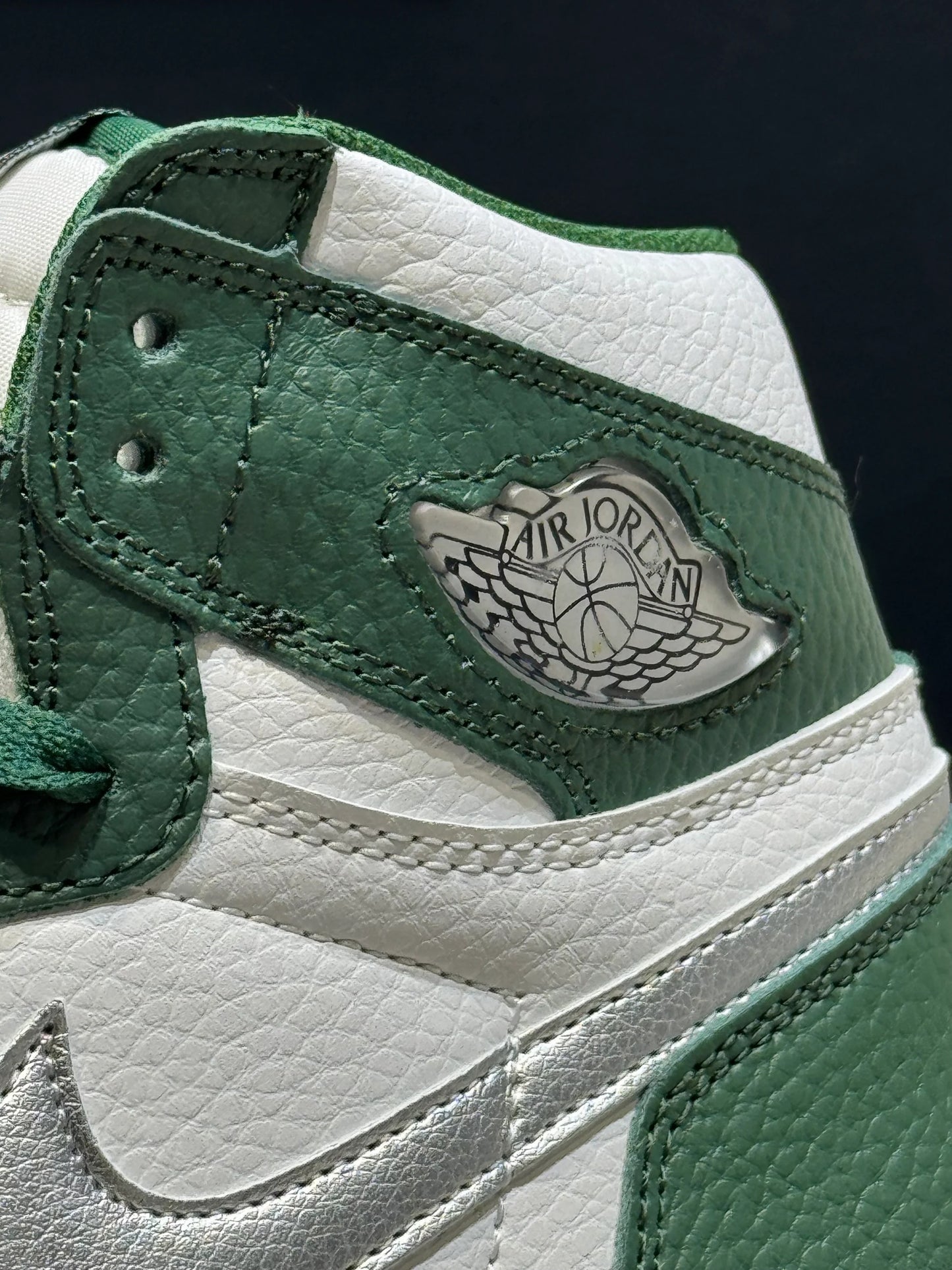 Jordan Air 1 Retro High OG "Gorge Green