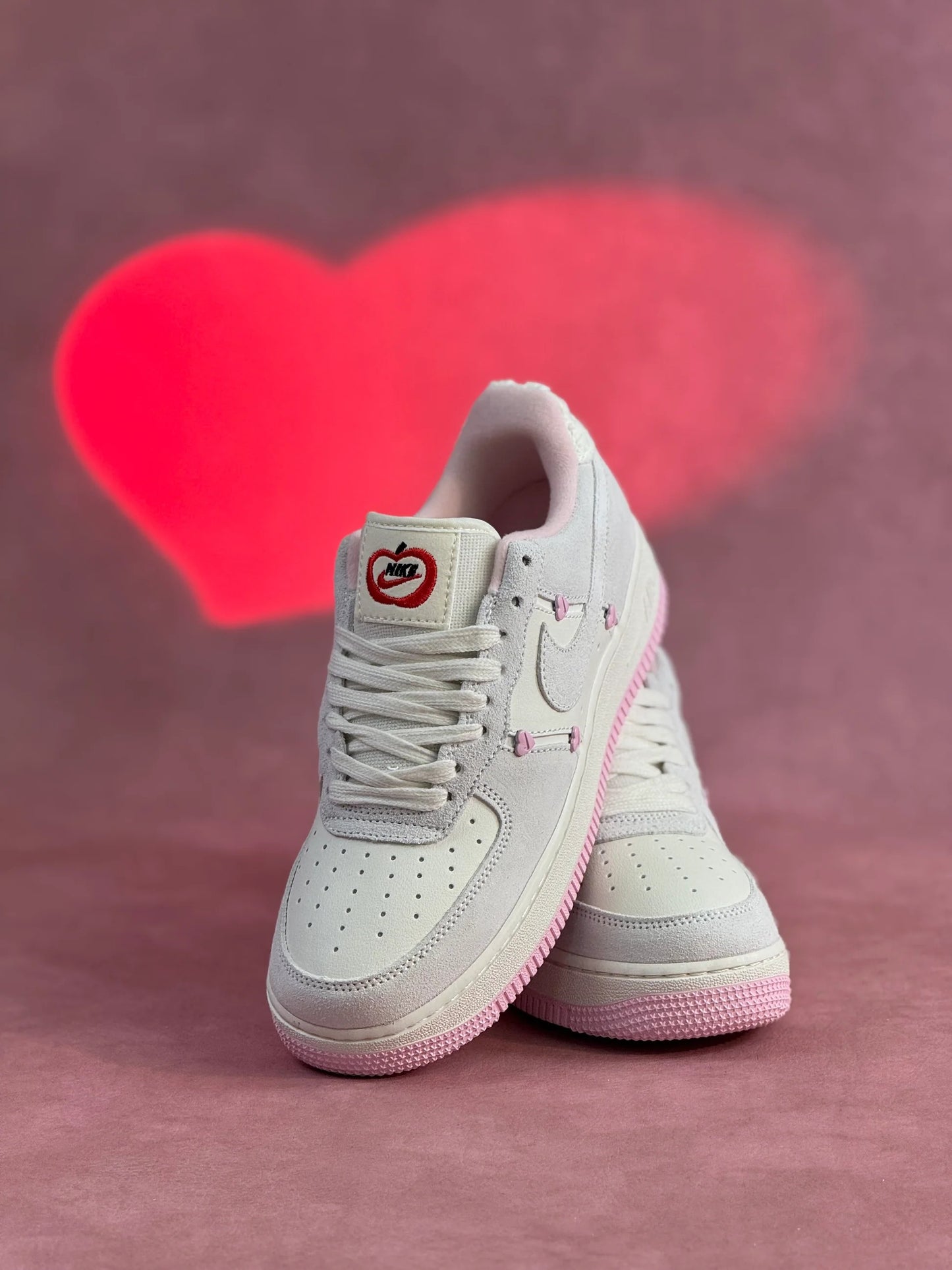 Nike Air Force One Valentine’s Day