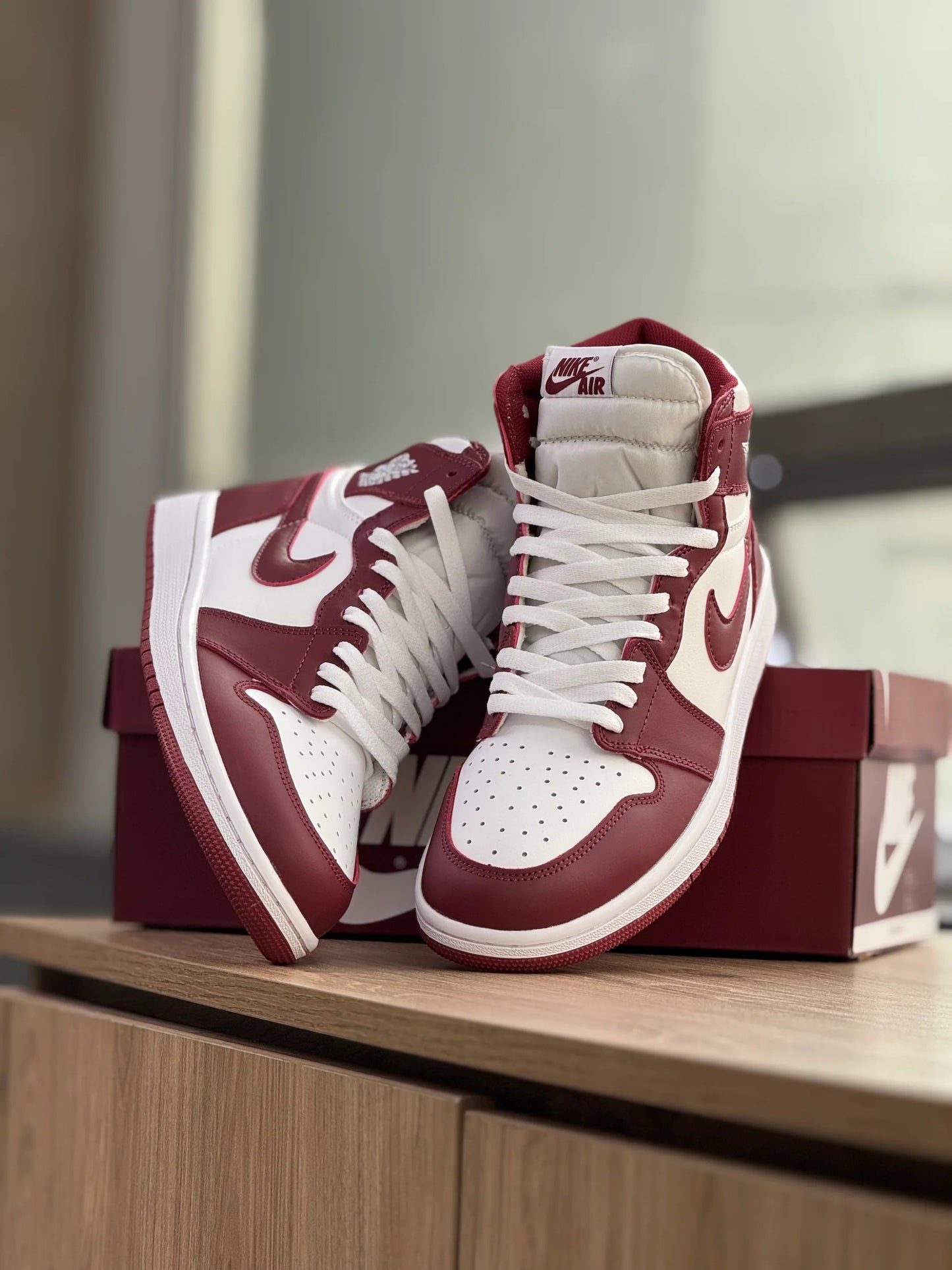 Air Jordan 1 High Red