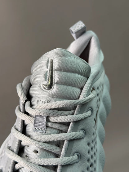 Nike Mind 002  Hyper