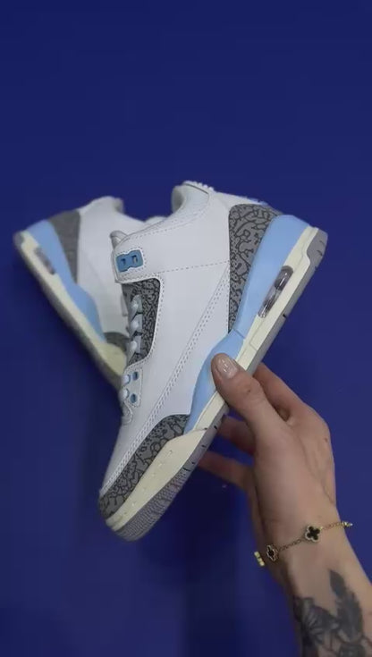 Air Jordan 3 Retro UNC